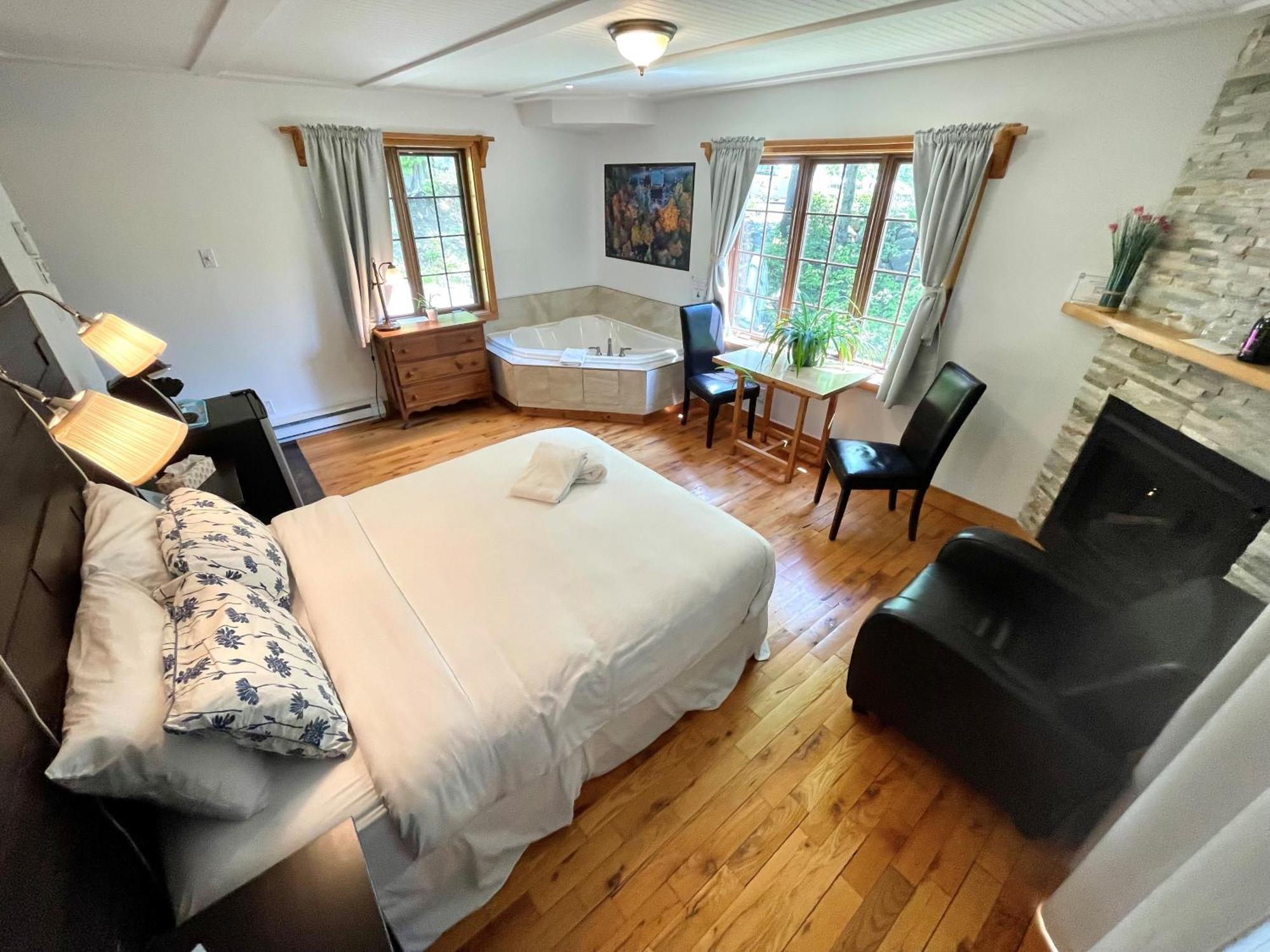 Auberge Spa & Beaux Reves Sainte-Adèle Εξωτερικό φωτογραφία