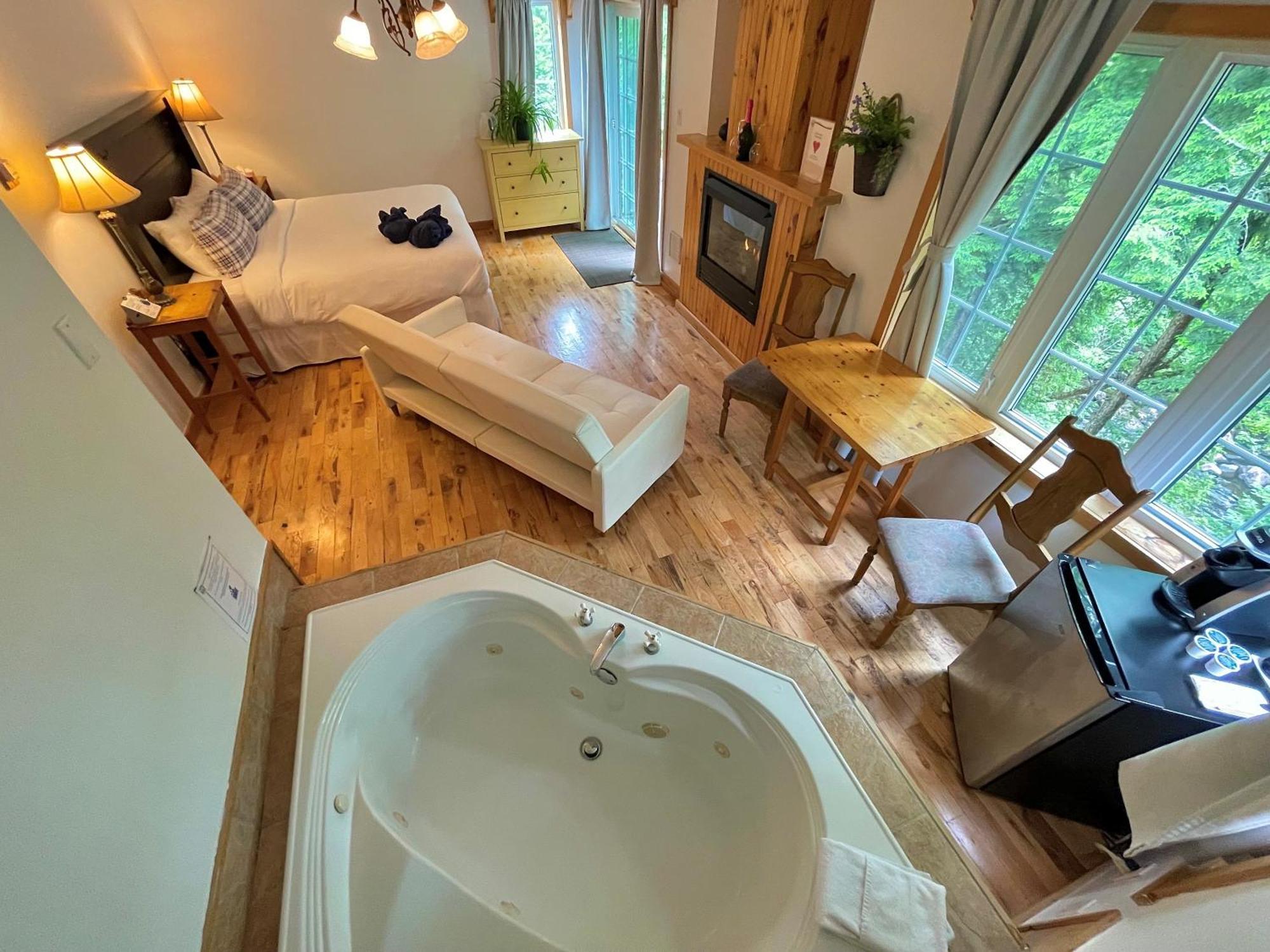 Auberge Spa & Beaux Reves Sainte-Adèle Εξωτερικό φωτογραφία