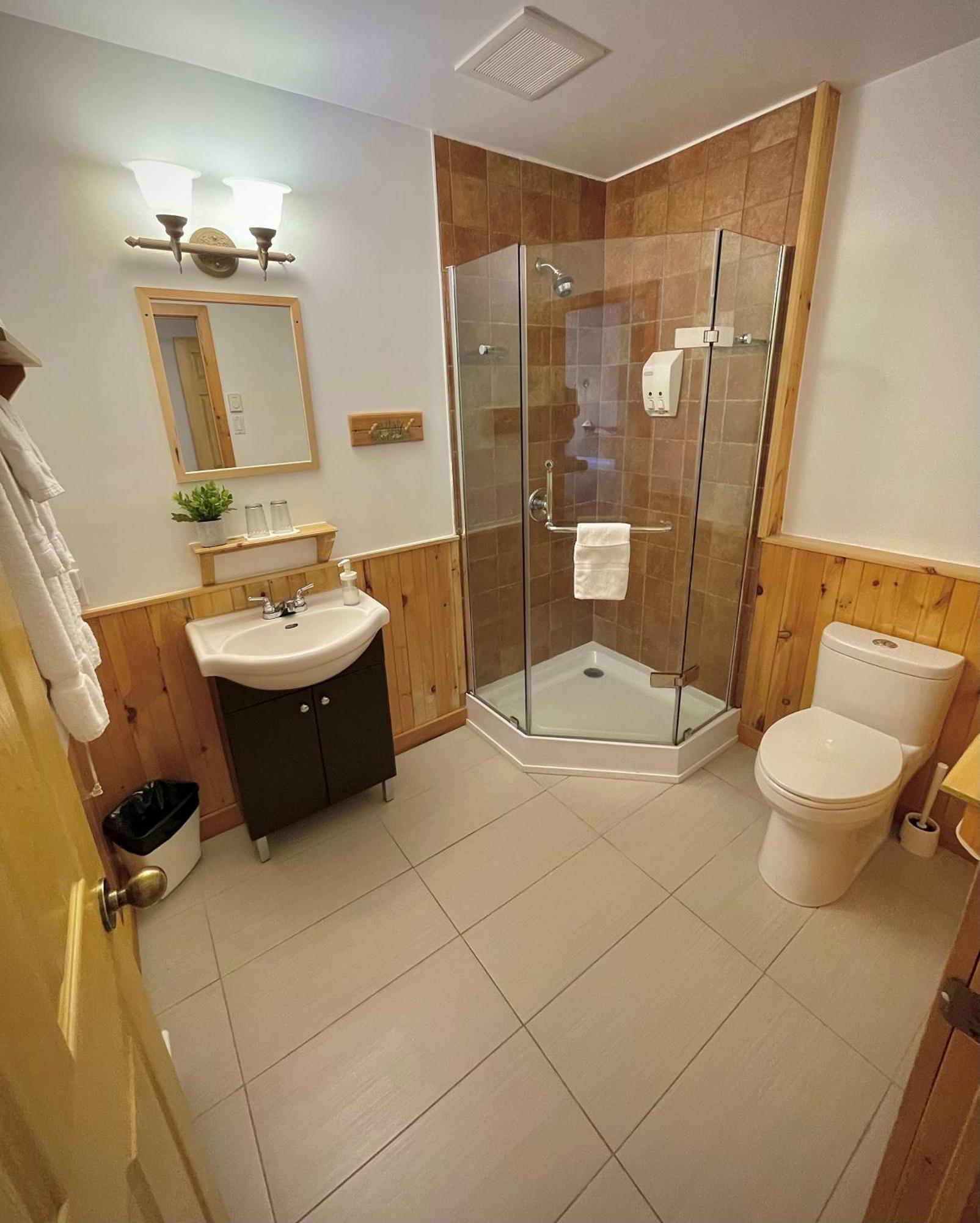 Auberge Spa & Beaux Reves Sainte-Adèle Εξωτερικό φωτογραφία